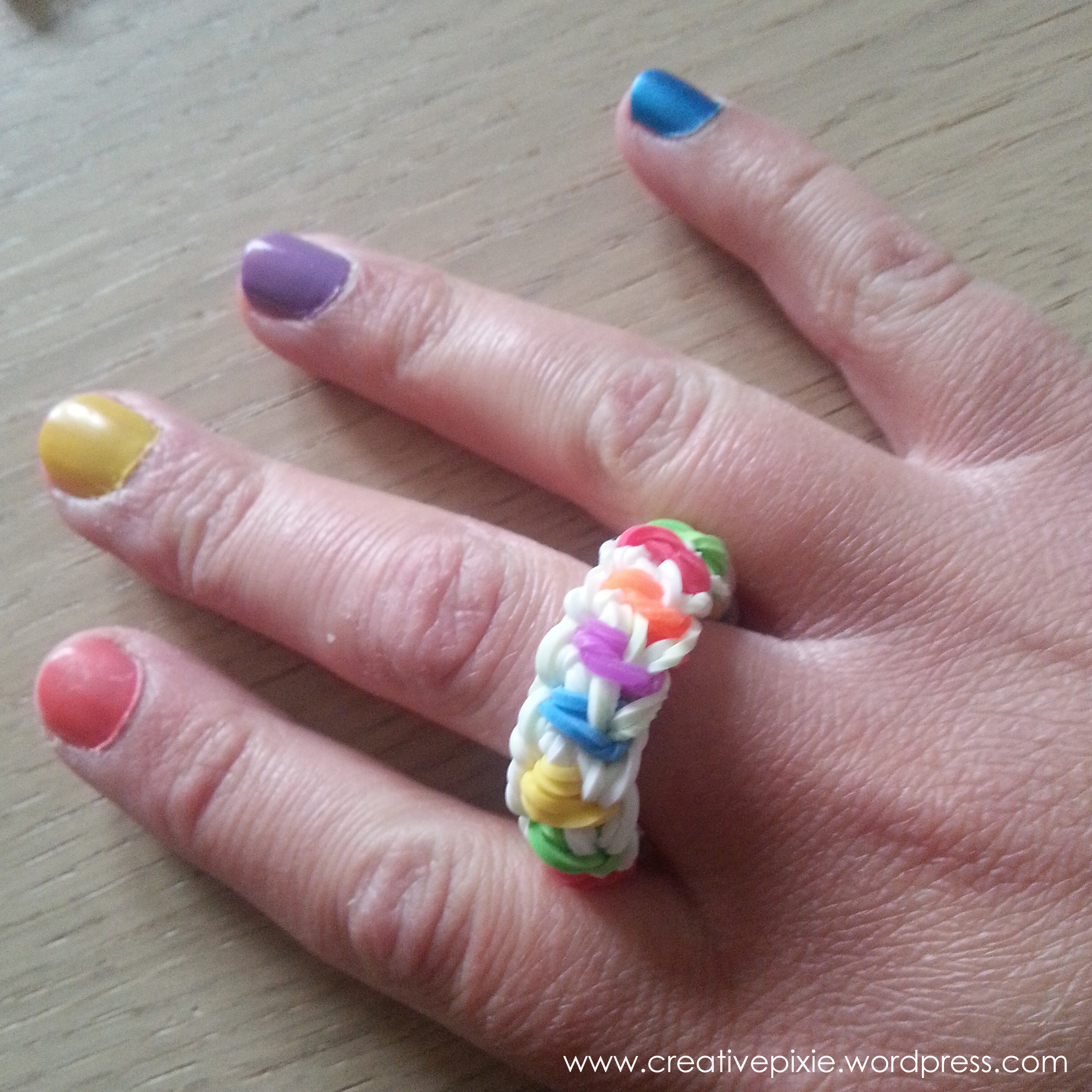 MIM creative pixie skittlz loom band ring