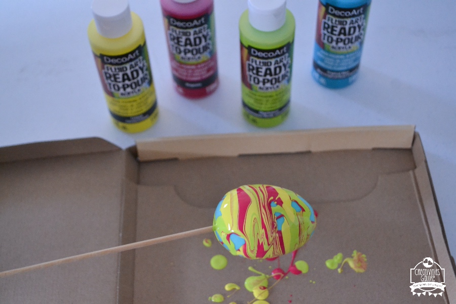 How to Paint Plastic Easter Eggs with the help of DecoArt
