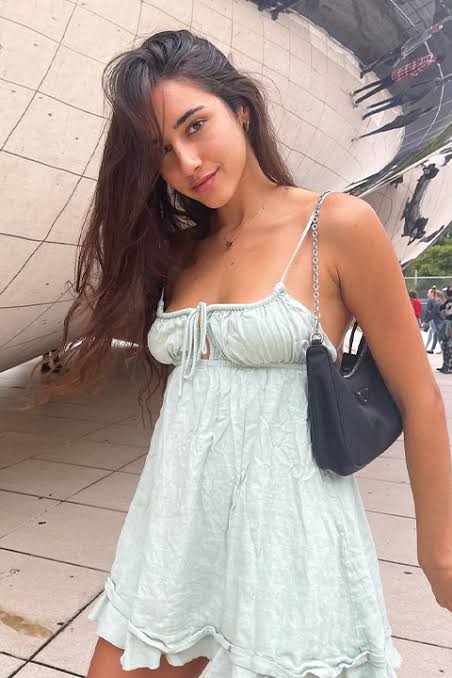 Izzy Green: Hottest Big Tits Babe | @izzygreen OnlyFans Review (Leaks, Videos, Nude Pictures