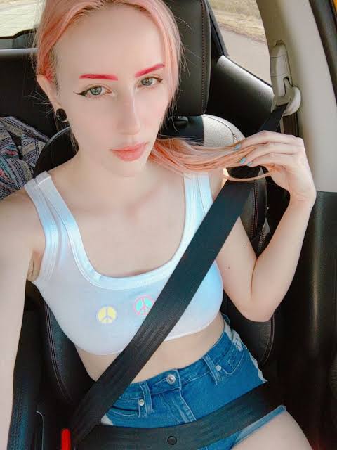 Morgpie: Young Hottie Wild Babe | @morgpie OnlyFans Review (Leaks