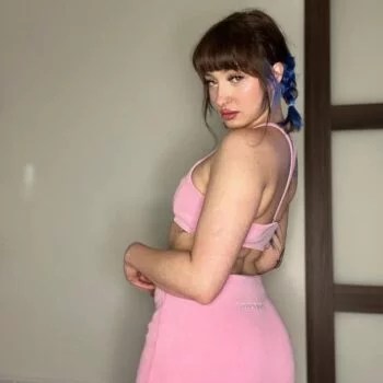 Natasha Noel: Hot American Cosplayer | @natashanoel OnlyFans Review