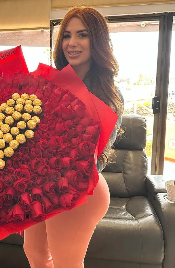 Karol Santiago (@chimocurves) OnlyFans Review | (Leaks, Videos, Nude