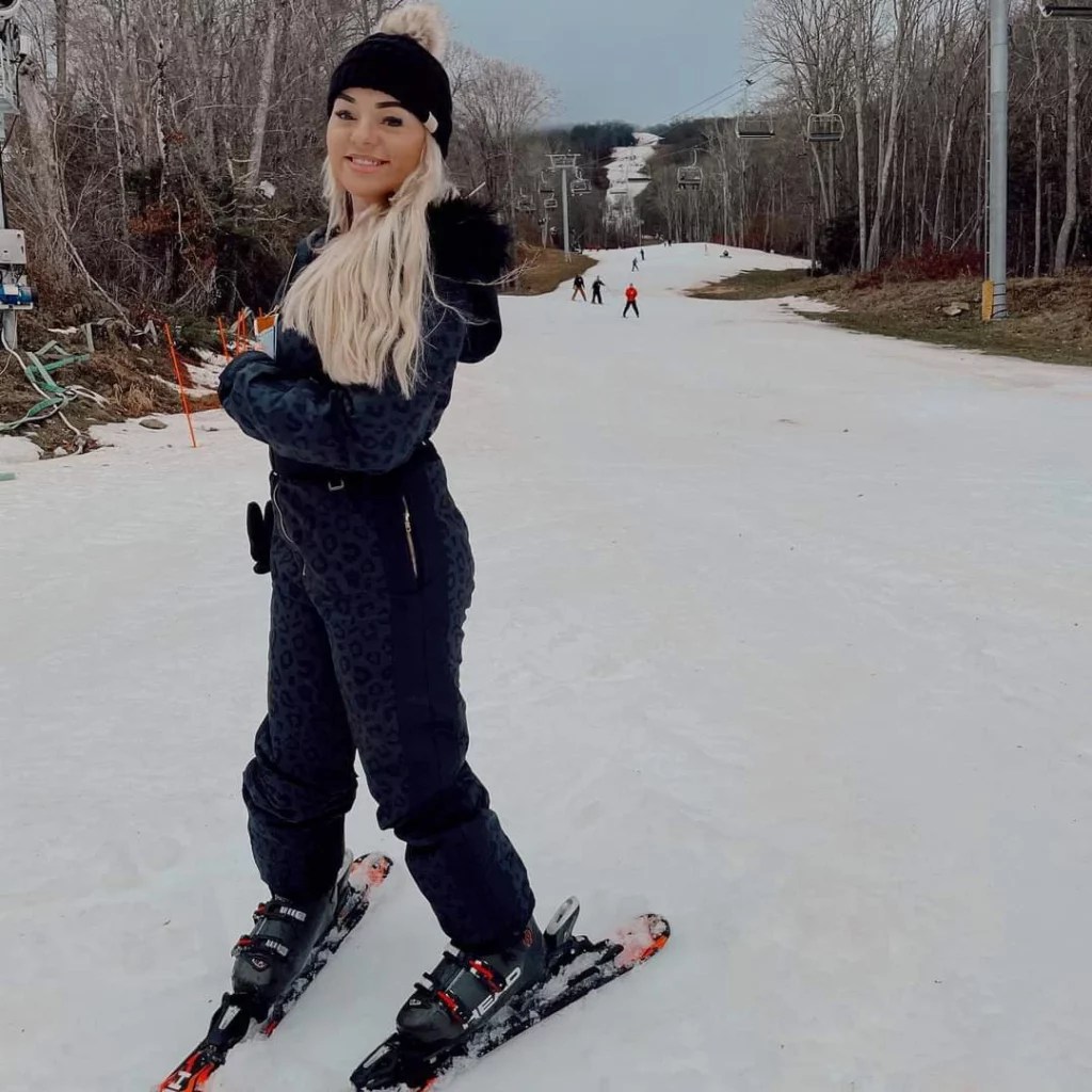 Makayla Weaver: Petite Blonde OnlyFans | @makaylaweavermain Review