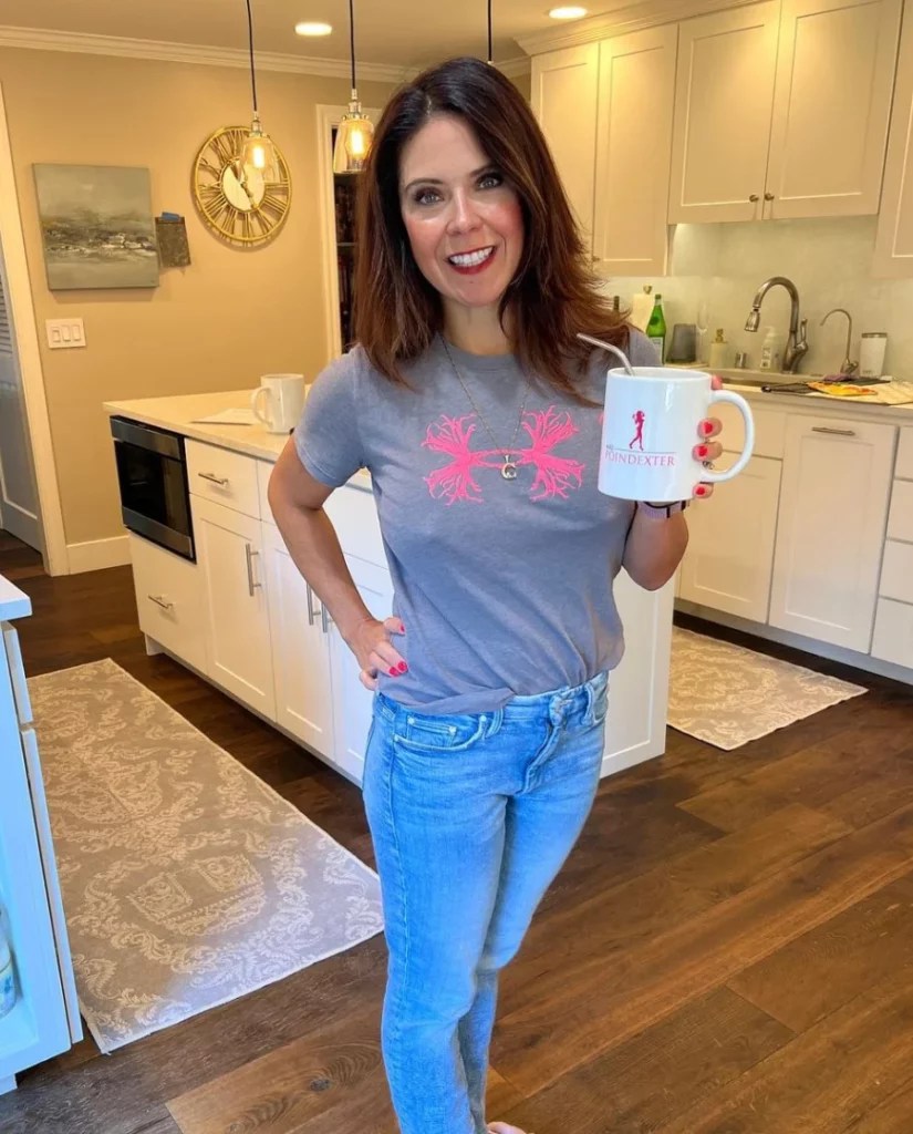Mrs. Poindexter Mom Next Door OnlyFans mrspoindexter Review (Leaks