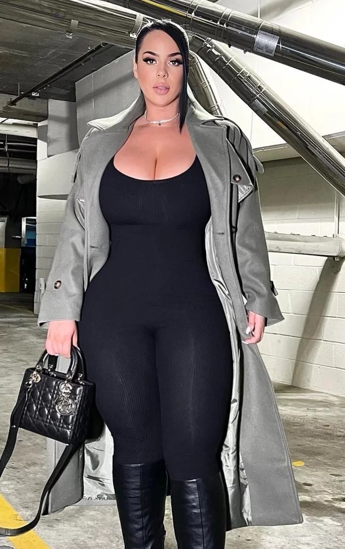 Gemma Walshe: Busty British | @iamgemstar OnlyFans Review (Leaks, Nudes, Videos) | CreatorLovers