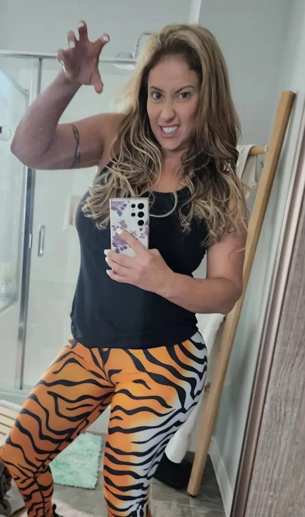 Eva Notty: Latina MILF | @evanotty OnlyFans Review (Leaks, Nudes, Videos) | CreatorLovers - BLOG
