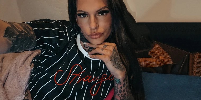 Aileen_Ink OnlyFans | @aileenink review (Leaks, Videos, Nudes)