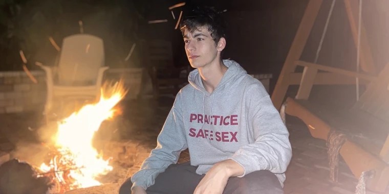 Alex3Legs OnlyFans | @alex3legs review (Leaks, Videos, Nudes)