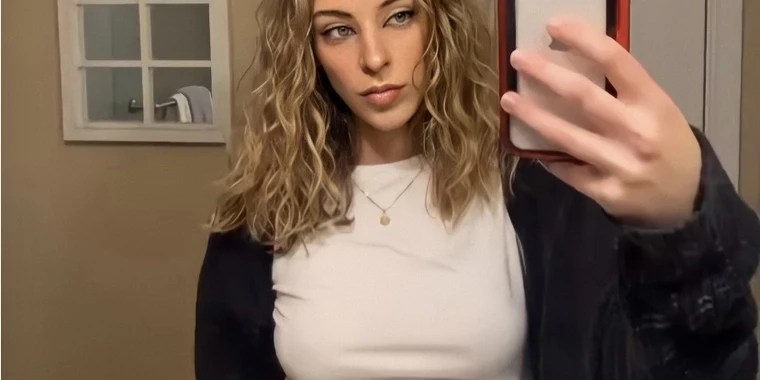 Ari OnlyFans | @babyyarii review (Leaks, Videos, Nudes)