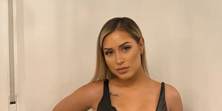 Bella Bunny OnlyFans | @bellabunniii review (Leaks, Videos, Nudes)