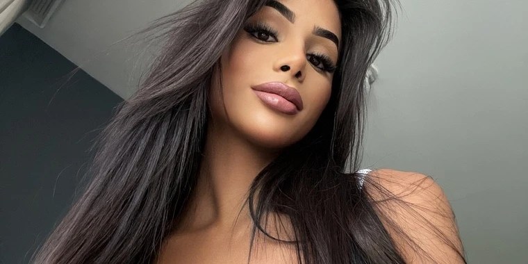 Carla Tracy OnlyFans | @carlatracy review (Leaks, Videos, Nudes)