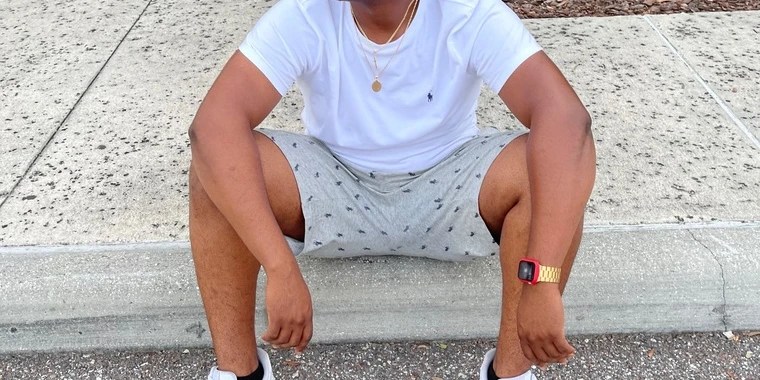 KING LEO OnlyFans | @curveddickdaddy review (Leaks, Videos, Nudes)