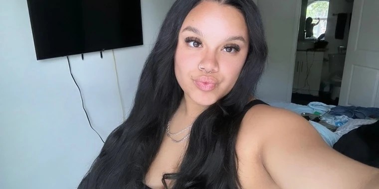 VV Vaults OnlyFans | @mami_vee review (Leaks, Videos, Nudes)