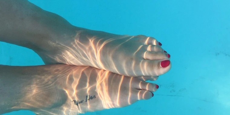 Roxanne OnlyFans | @roxxxey review (Leaks, Videos, Nudes)