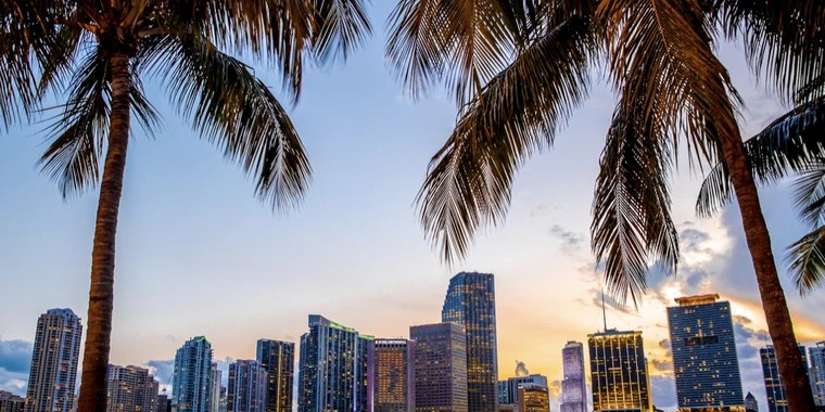 MR.THICKUMS OnlyFans | @theofficialmr.thickums review (Leaks, Videos