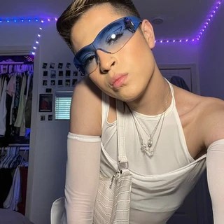 Alan OnlyFans | @alanbackwards review (Leaks, Videos, Nudes)