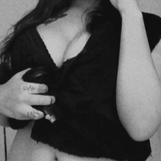 𝒜𝓃𝒹𝓇𝑒𝒶 𝐸 OnlyFans | @andrea0622 review (Leaks, Videos, Nudes)