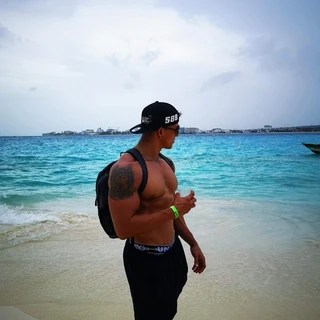 Andrew OnlyFans | @andrewmuscle review (Leaks, Videos, Nudes)