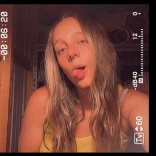 Lilly OnlyFans | @angelgasms review (Leaks, Videos, Nudes)