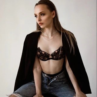 Angelina OnlyFans | @angelllil review (Leaks, Videos, Nudes)