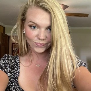 Annie OnlyFans | @anniedanielle review (Leaks, Videos, Nudes)