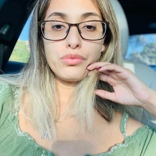 April Lynne OnlyFans | @aprillynne review (Leaks, Videos, Nudes)