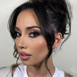 Aria Lee OnlyFans | @arialeexxx review (Leaks, Videos, Nudes)