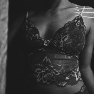 Lu OnlyFans | @barelylu review (Leaks, Videos, Nudes)