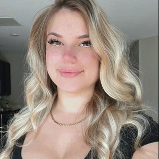 Baylee Everly OnlyFans | @bayleeeverlyy review (Leaks, Videos, Nudes)