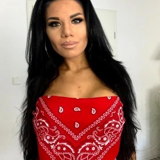 Beautiful-Bella OnlyFans | @beautiful-bella review (Leaks, Videos, Nudes)