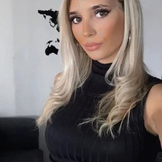 BlondHott OnlyFans | @blondhott review (Leaks, Videos, Nudes)