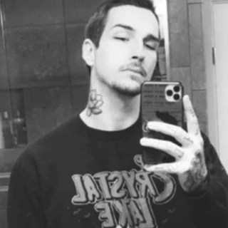 Bobby Compton OnlyFans | @bobbycomptonn review (Leaks, Videos, Nudes)