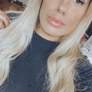 Christina OnlyFans | @callmebombshell review (Leaks, Videos, Nudes)