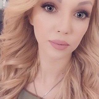 Caroline Bright OnlyFans | @carolinebright review (Leaks, Videos, Nudes)