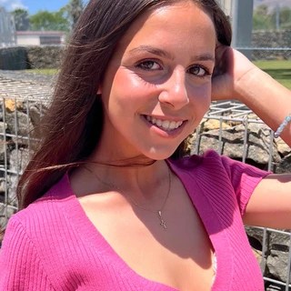 Claudia OnlyFans | @claudia_2004 review (Leaks, Videos, Nudes)