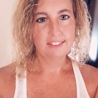 April OnlyFans | @crazyapril review (Leaks, Videos, Nudes)