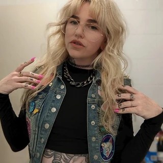 effy OnlyFans | @crybabykaiju review (Leaks, Videos, Nudes)