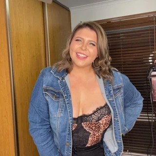 Sophie OnlyFans | @curvesplus review (Leaks, Videos, Nudes)