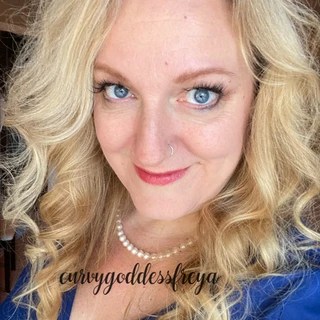 Curvy Goddess Freya OnlyFans | @curvyfreya review (Leaks, Videos, Nudes)