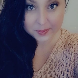 The Mom Next Door OnlyFans | @discoveringmysexuality review (Leaks