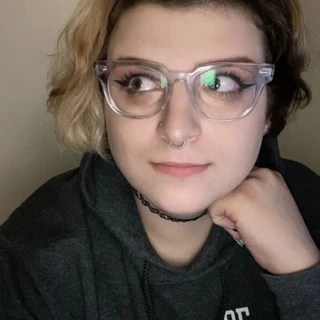 𝙱𝚊𝚜𝚒𝚕 OnlyFans | @egirl_basil review (Leaks, Videos, Nudes)