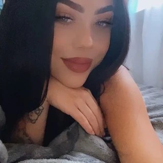 Emily OnlyFans | @emilymclovin review (Leaks, Videos, Nudes)