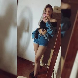 Emma OnlyFans | @emma211 review (Leaks, Videos, Nudes)