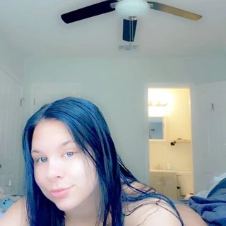 emmie OnlyFans | @emmakaitlyn00 review (Leaks, Videos, Nudes)