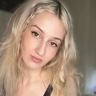 Faye OnlyFans | @fayewest review (Leaks, Videos, Nudes)