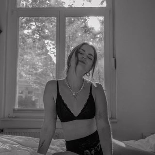 Flora OnlyFans | @florafi review (Leaks, Videos, Nudes)