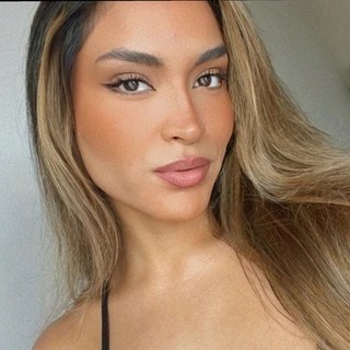 Gia OnlyFans | @giazapataprivate review (Leaks, Videos, Nudes)