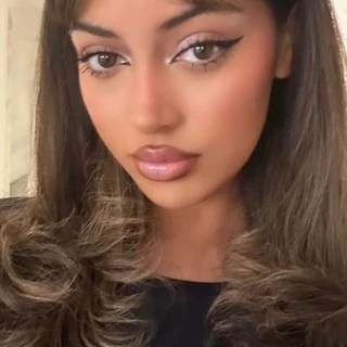 Golden OnlyFans | @goldenbarb review (Leaks, Videos, Nudes)