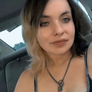 Foxy OnlyFans | @hippiekate review (Leaks, Videos, Nudes)