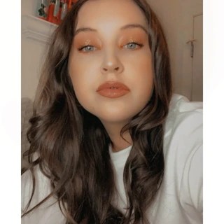 Holly OnlyFans | @hollyflowerr review (Leaks, Videos, Nudes)